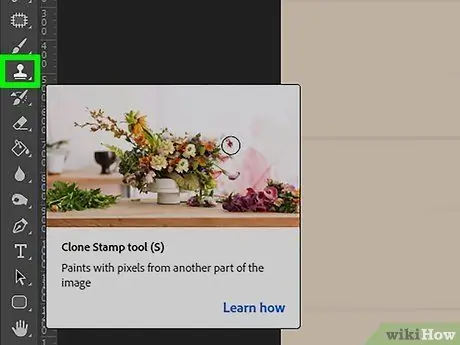 Удаление текста с фотографии в Photoshop. Шаг 13 Удаление текста с фотографии в Photoshop. Шаг 13