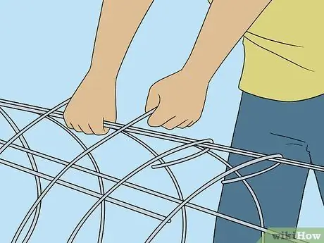 Поддержка растений помидоров в горшках Шаг 7