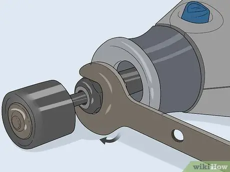 Замена насадки Dremel Шаг 3