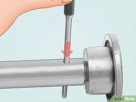 Удаление роликового штифта Шаг 8