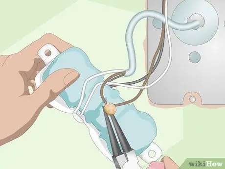 Установка наружной розетки Шаг 10