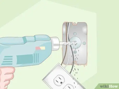 Установка наружной розетки Шаг 4