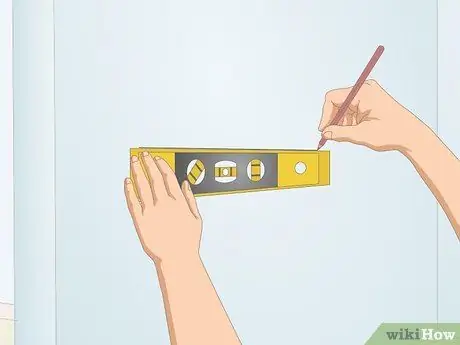 Повесьте лестницу на стену Шаг 4