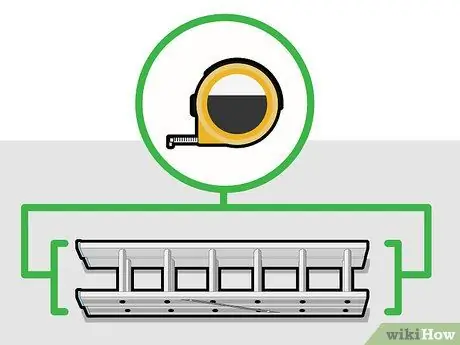 Подвесьте лестницу к потолку Шаг 3
