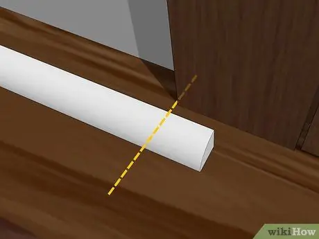Установите Quarter Round Step 7