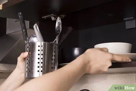 Устройте себе место для официального обеда Шаг 2