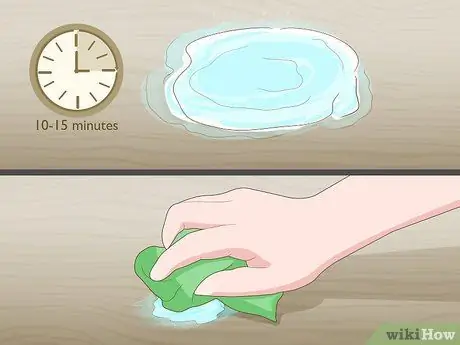 Удалите пятна от воды с дерева Шаг 14