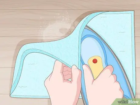 Удалите пятна от воды с дерева Шаг 5