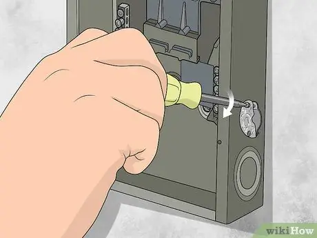 Добавить подпанель Шаг 12