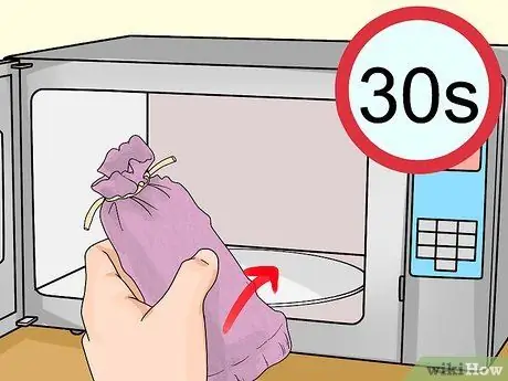 Сделайте теплый компресс, шаг 4