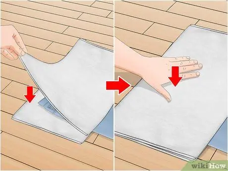 Уменьшите талию джинсов, шаг 4