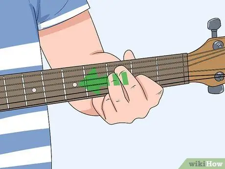 Сыграть в Seven Nation Army на гитаре. Шаг 2