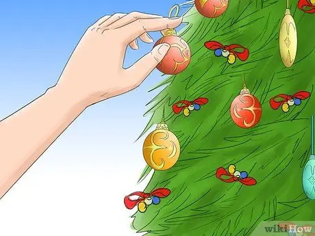 Уход за елкой Шаг 8