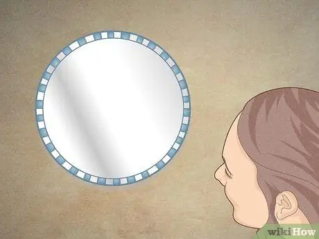 Украшаем круглое зеркало Шаг 10