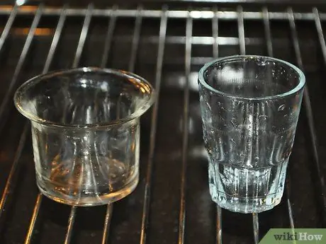 Сделать ароматическую свечу в стакане Шаг 2