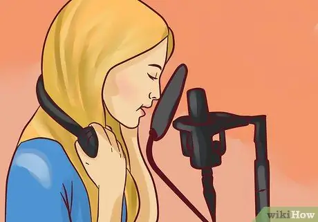 Будьте профессиональным певцом Шаг 10