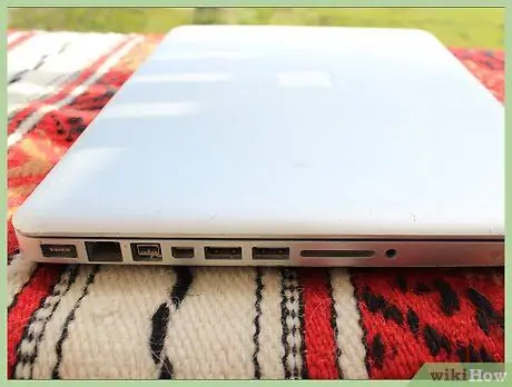 Подключите гитару или бас-гитару к Macbook Шаг 4