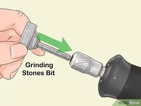 Используйте инструмент Dremel Tool. Шаг 13