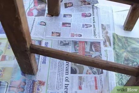 Раскрасьте старый деревянный стул. Шаг 6