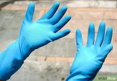 Покрасьте диван спреем, шаг 6