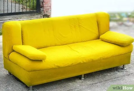 Покрасьте диван спреем, шаг 13