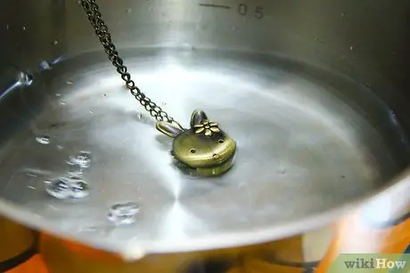 Очистите латунь уксусом, шаг 10