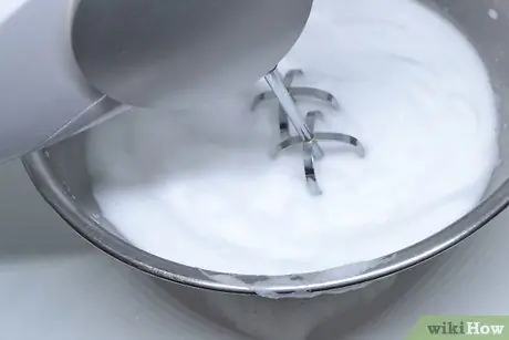 Сделайте слайм с мылом, шаг 2