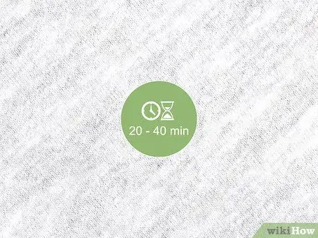 Уберите вазелин из одежды Шаг 9