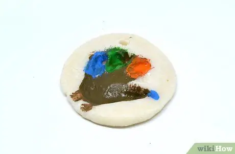 Сделайте отпечатки ладоней из соленого теста Шаг 18