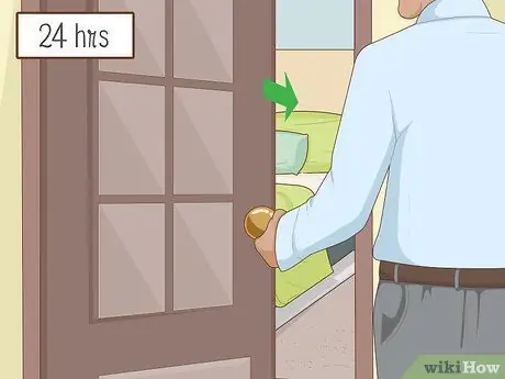Нанесите Diatomaceous Earth Step 13