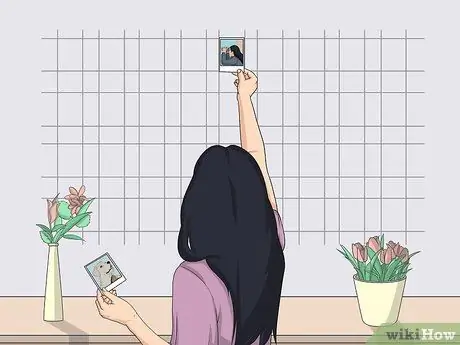 Наклейка фотографий Polaroid на стену Шаг 3