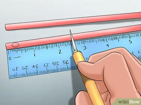 Сделайте забавные и безопасные игрушки для попугаев Шаг 7