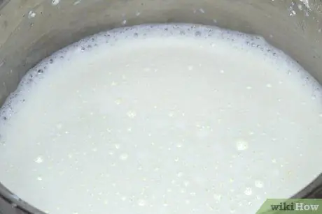 Сделайте клей из молока, шаг 1