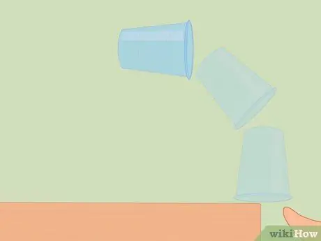Играть в Flip Cup Step 8