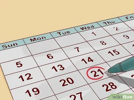 Убедите родителей позволить вам завести маленькую собаку Шаг 4