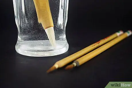 Используйте кисть для китайской каллиграфии, шаг 2