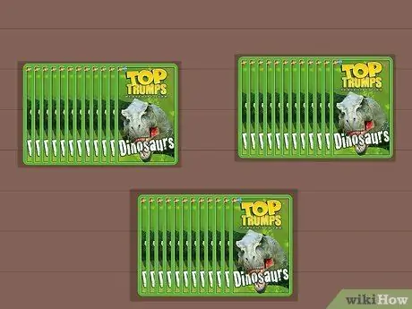 Играть в Top Trumps Шаг 02