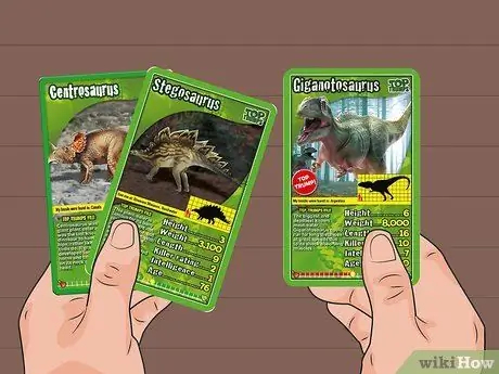 Играть в Top Trumps Шаг 06