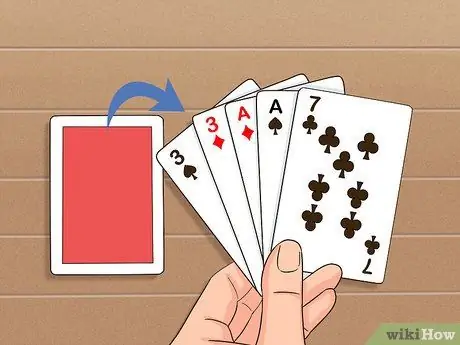 Сыграть в Hand and Foot Step 8