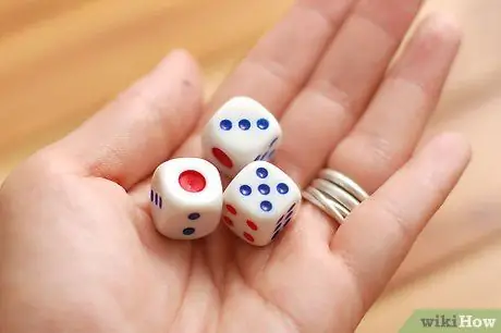 Играть четверть-пас с кубиками, шаг 3