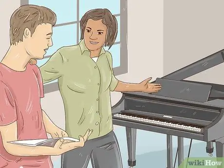 Купить подержанное пианино Step 7