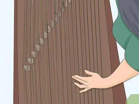 Играть на гучжэн (китайской цитре) Шаг 10