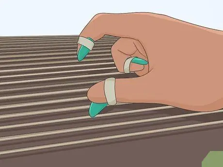 Играть на гучжэн (китайской цитре) Шаг 2