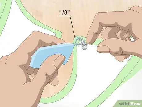 Пришиваем крючок и ушко Шаг 2