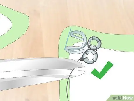 Пришиваем крючок и ушко Шаг 7