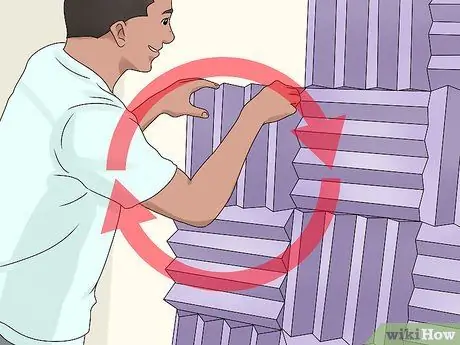 Повесьте акустическую пену Step 13
