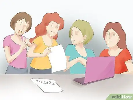 Создайте девичью группу и сделайте ее продюсер. Шаг 4