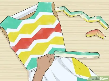 Рисуем на платье Шаг 5