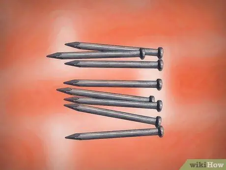 Гвоздь в кирпич, шаг 2