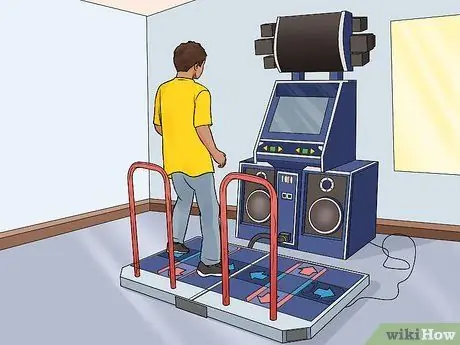 Сыграть в Dance Dance Revolution Шаг 12